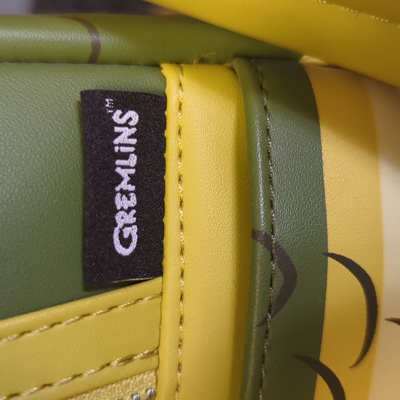 Gremlins Loungefly Bag - Picture 7 of 12